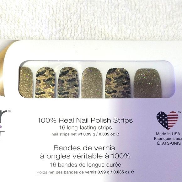 New Color Street Glam-ouflage Camo Green Nail Kit - Picture 2 of 4